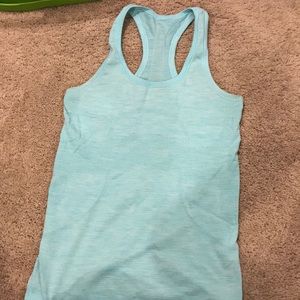 Lululemon swiftly tech racer back!